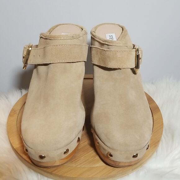 NWT Steve Madden Women's Hilde Clog in Tan Suede - Picture 2 of 7